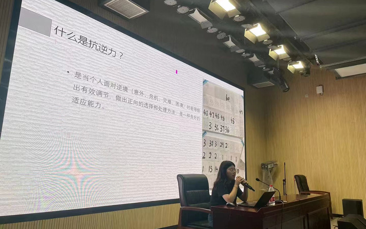 东方董玉娣中学